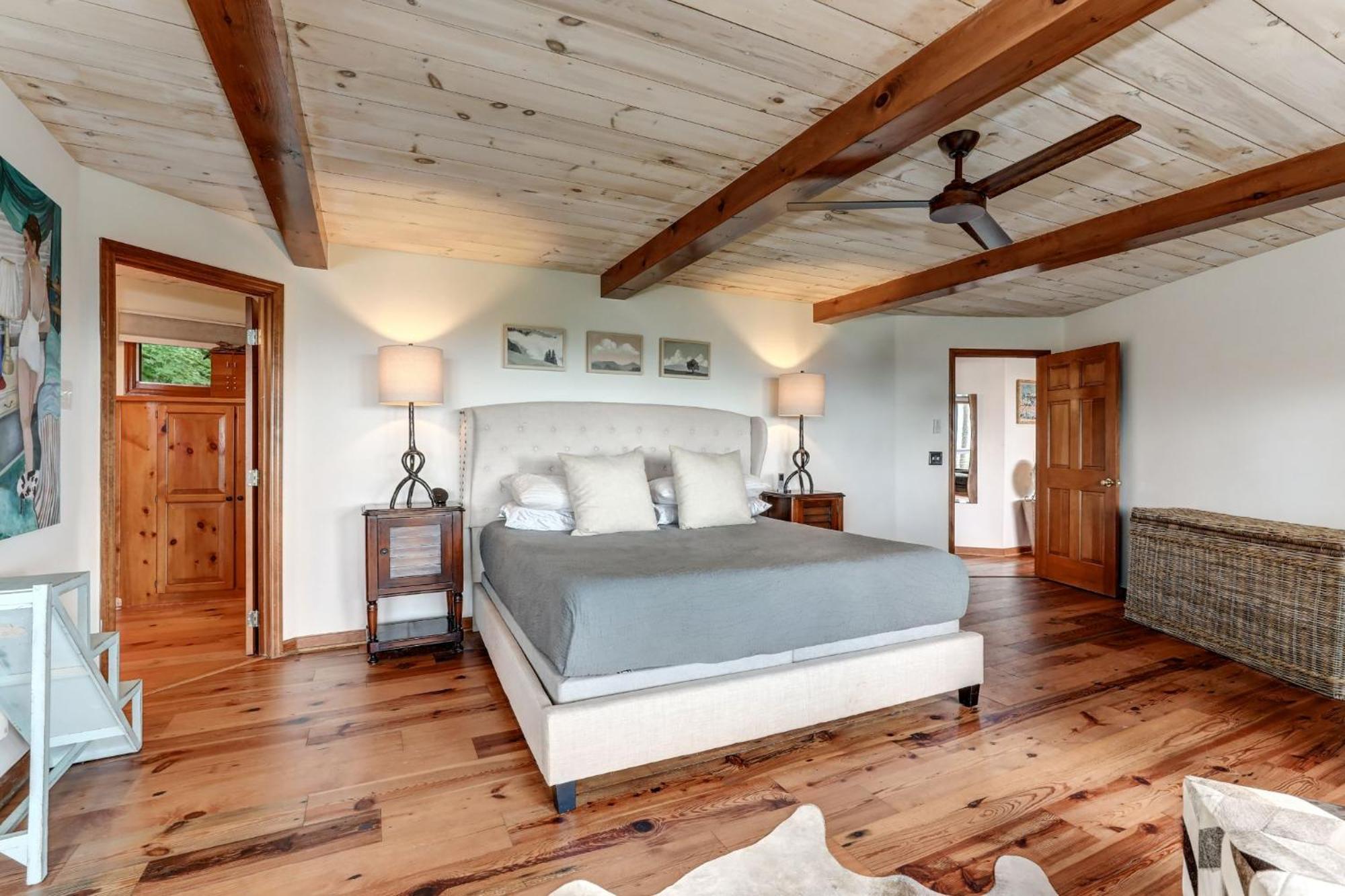 Falken Haus - Relax In Seclusion With Panoramic Lake Views Jasper Extérieur photo